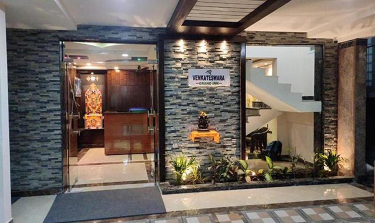 Fabhotel Nb Venkateswara Grand Inn 蒂鲁帕蒂 外观 照片